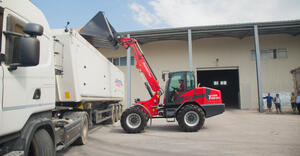 Schaffer 6680 T teleszkópgémes rakodógép product image 1