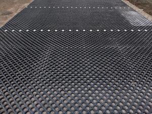 Karsai Erősített Műanyag Gyeprács ( fekete ) product image 7