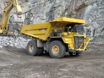 Komatsu Merev vázas dömper HD605-7 product image