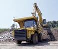 Komatsu Merev vázas dömper HD325-7 product image