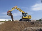 Komatsu PW180-10 product image 2