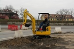 Komatsu PC16R-3 product image 2