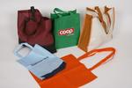 Csom-2001 Non woven, textilhatású műanyag táska product image 1