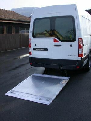 Emelőhátfal ajánlatkérés