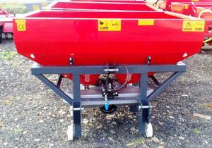 Műtrágyaszóró ajánlatkérés