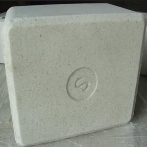 Önitató Kft. Szelényes nyalósó product image 1