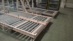 Moltech Hajtott és szabadonfutó görgőspályák, igény esetén teljesen automatizált rendszerrel. product image 2