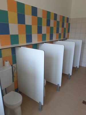 SVM Polcos összekötésű óvodai WC válaszfal product image 2