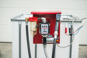 Farkas Szerviztechnika 1000 l IBC TO.ME.S 12V 70l/p kiadagolóval product image 1