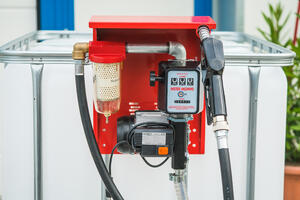 Farkas Szerviztechnika 1000 l TO.ME.S 12V 37 l/p kiadagolóval product image 2