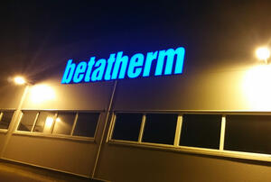 Triangle hungária Világító cégtábla 3d felirattal product image 3